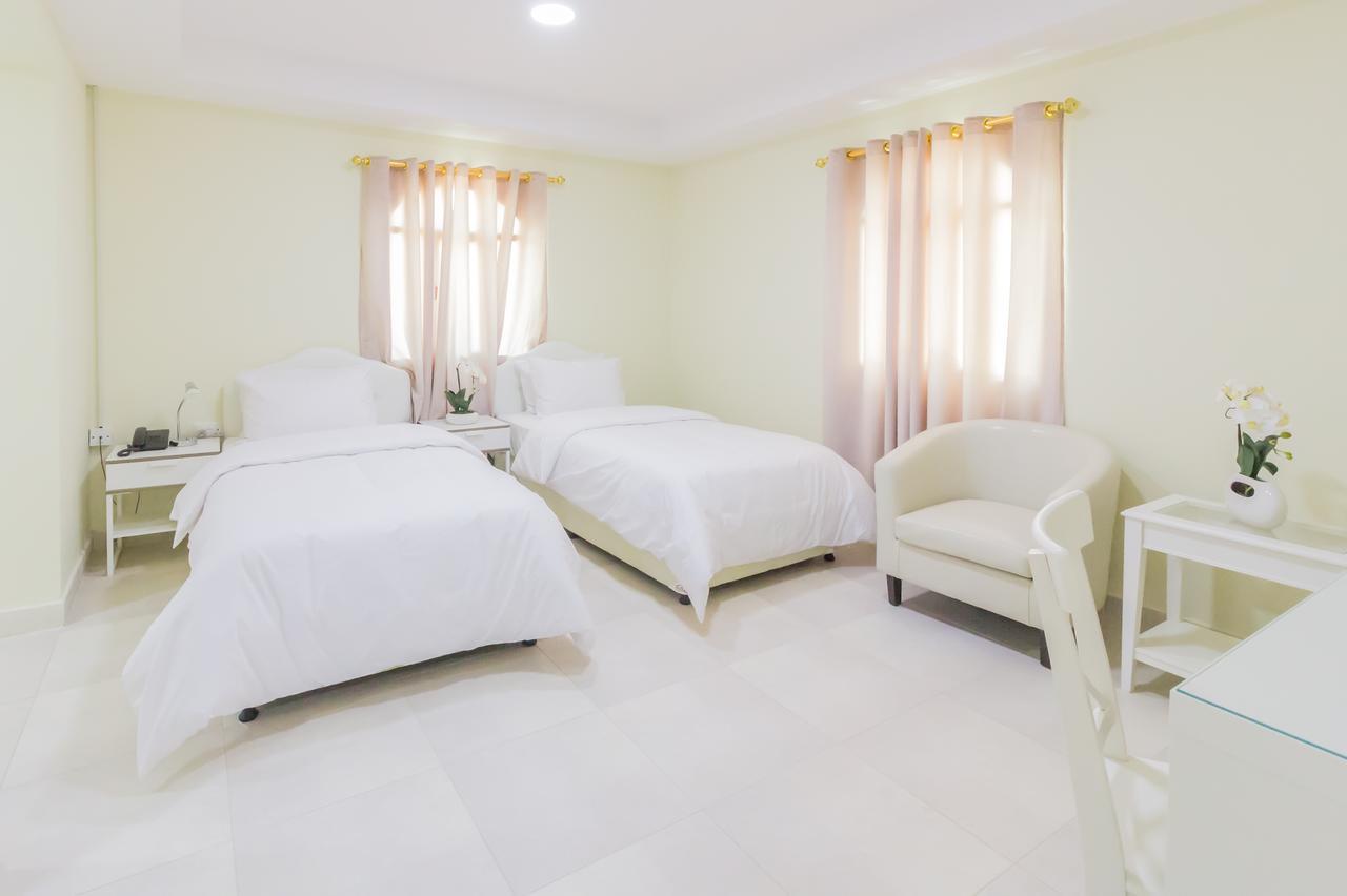 Al Jisr Hotel Маскат Экстерьер фото